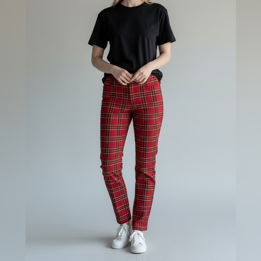 Tommy Hilfiger Women's Hampton Tartan
Plaid Trousers -